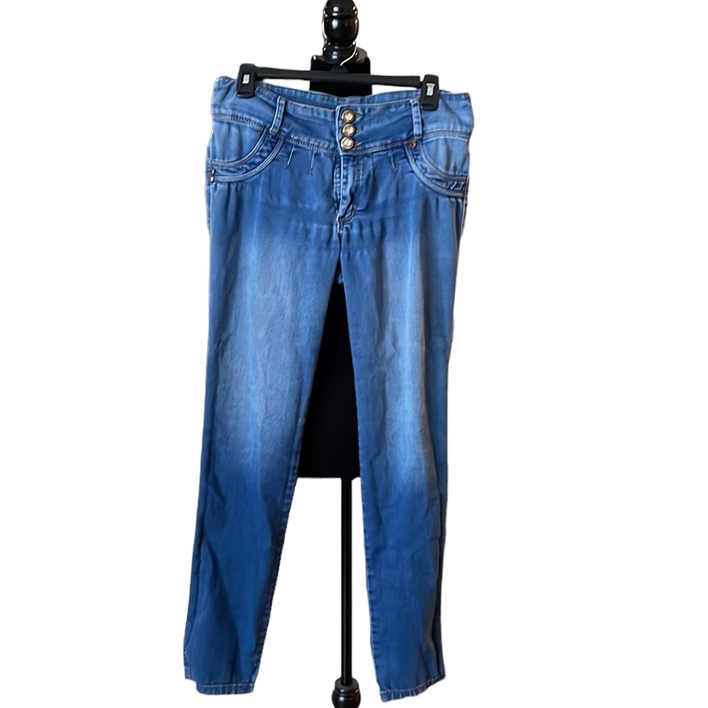 Gently worn Sz (12) Tiago women’s jean